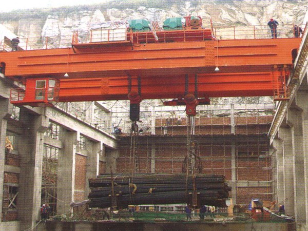 QD型吊钩桥式起重机