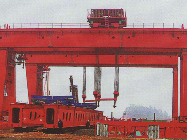 A型双梁吊钩门式起重机5