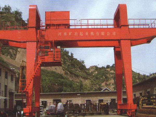 A型双梁吊钩门式起重机6