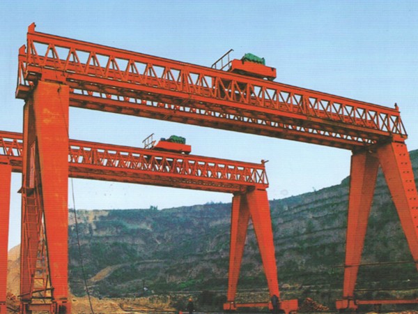 50~100吨卷扬机门式起重机