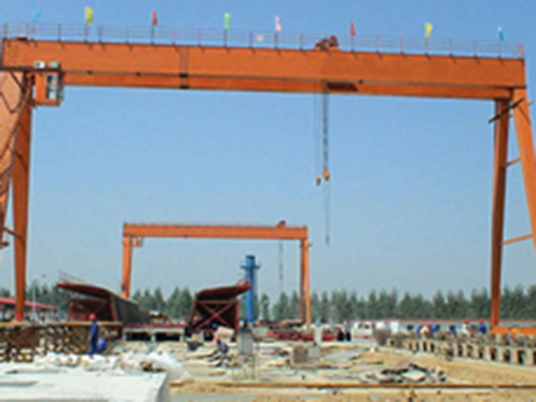 A型双梁吊钩门式起重机