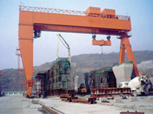 ME双小车门式起重机