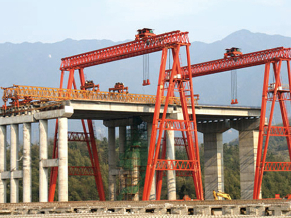 工程门式起重机