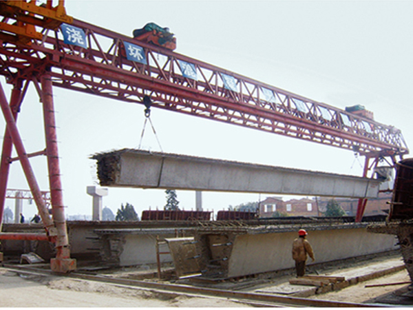 工程门式起重机